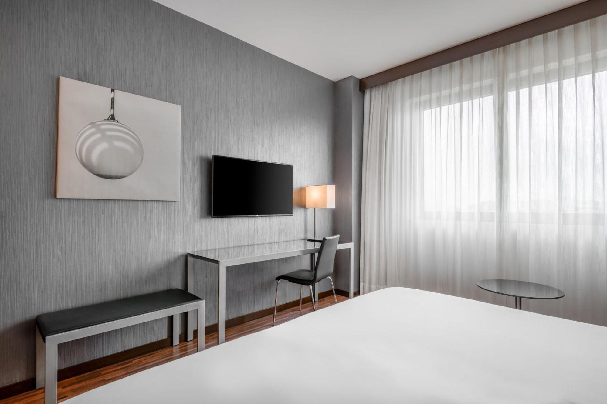 Ac Hotel Brescia By Marriott Exterior photo